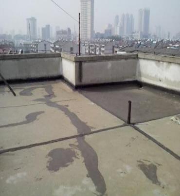 永德漏水维修 楼顶漏水是什么原因，楼顶漏水维修方法是什么?